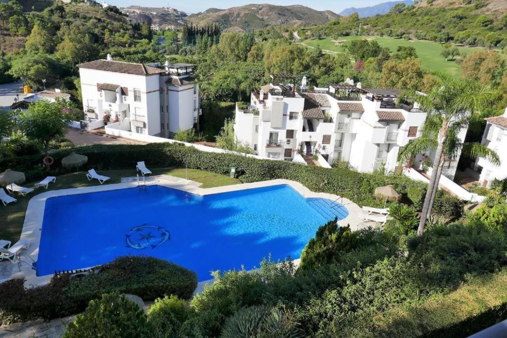El Lago De Los Arqueros 2 Bedrooms Penthouse En Benahavís Exterior photo
